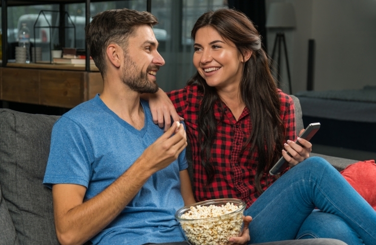 映画鑑賞を趣味に活かす婚活戦略: 自然な出会いから結婚相談所まで ｜ 新宿区から全国の婚活者を支援する結婚相談所