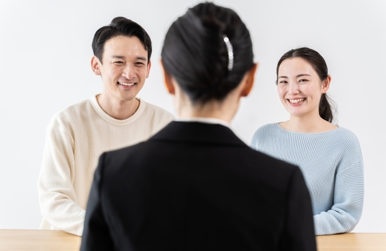 安い料金で始める本格婚活。コスパ最強の結婚相談所選びで、理想のパートナーを見つけよう！ | 新宿区の結婚相談所